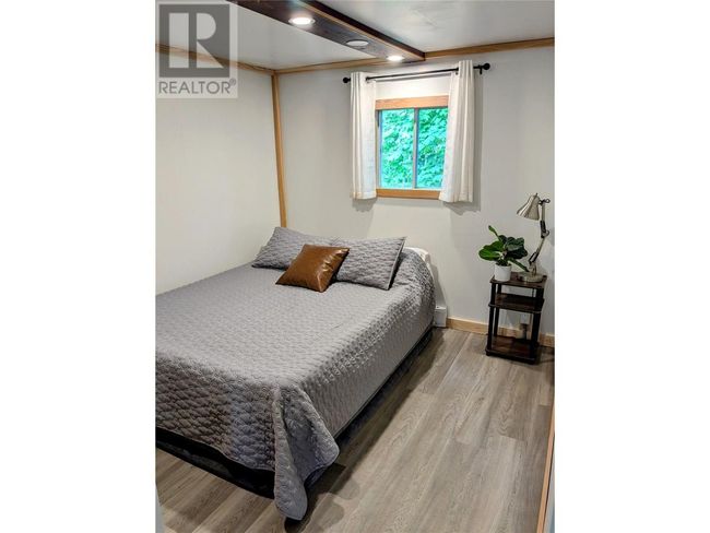 4152 51 St, House other with 2 bedrooms, 2 bathrooms and 10 parking in Canyon BC | Image 38