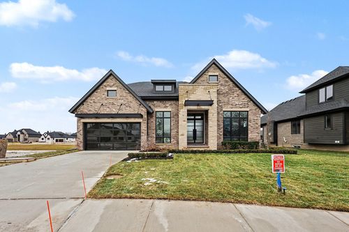 13958 Arthur Ct, Washington, MI, 48094-4022 | Card Image