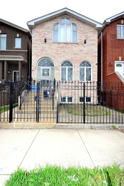 3830 S Emerald Ave, CHICAGO, IL, 60609-1601 | Card Image