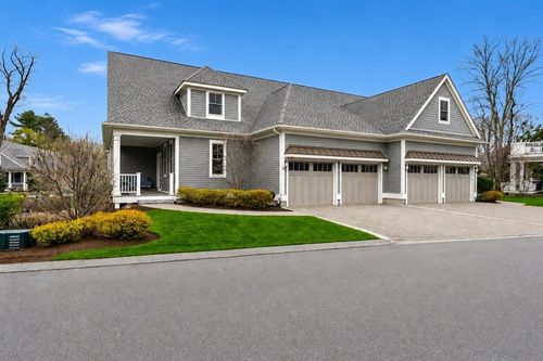 23-23 Woodmere Dr, Milton, MA, 02186-2442 | Card Image