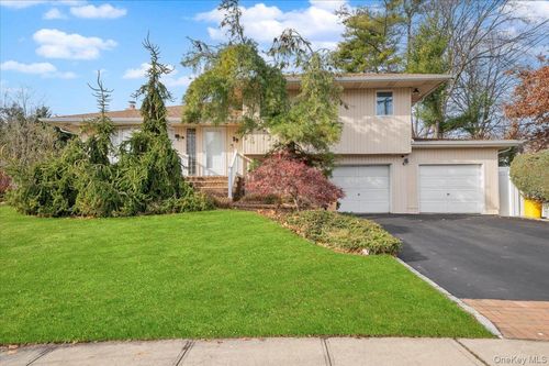 59 Hazelwood Dr, Jericho, NY, 11753-1714 | Card Image