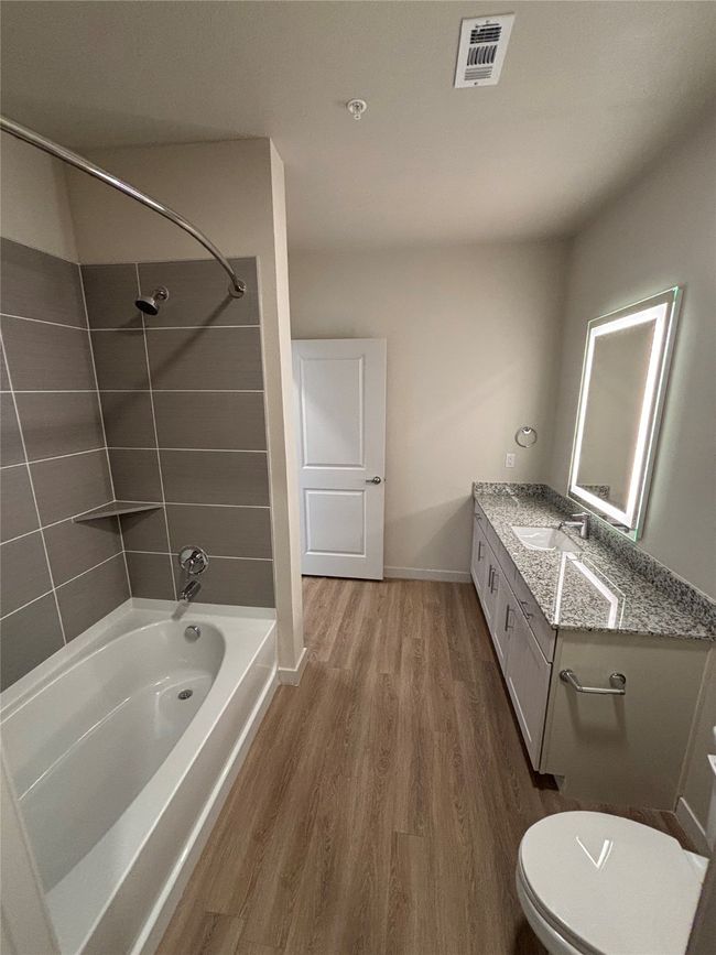 7321 - 3751 S Central Expy, Condo with 1 bedrooms, 1 bathrooms and null parking in Mckinney TX | Image 11