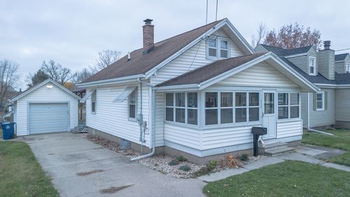 216 May Court, DIXON, IL, 61021 | Card Image