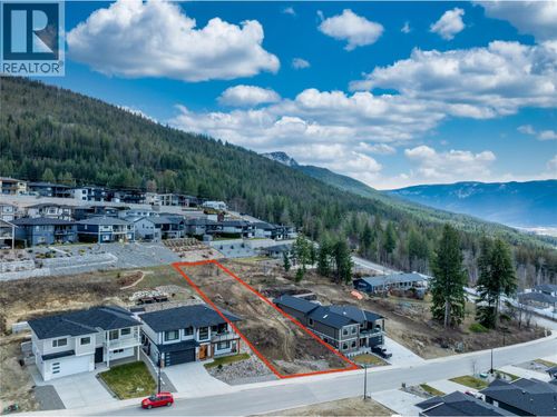 1120 16 Avenue Se, Salmon Arm, BC, V1E0H4 | Card Image