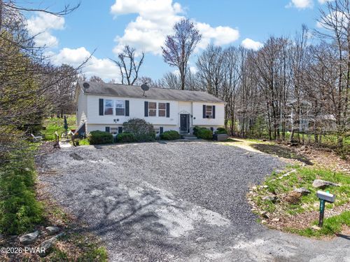 4141 Hickory Rd, Tobyhanna, PA, 18466-8307 | Card Image