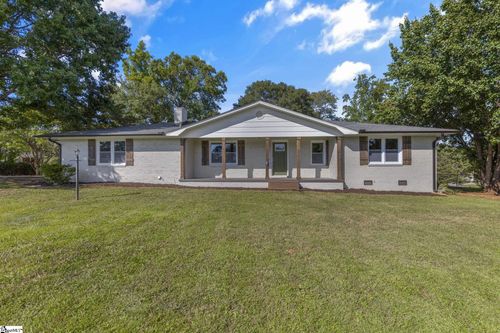 102 Pamela Dr, williamston, SC, 29697-9320 | Card Image