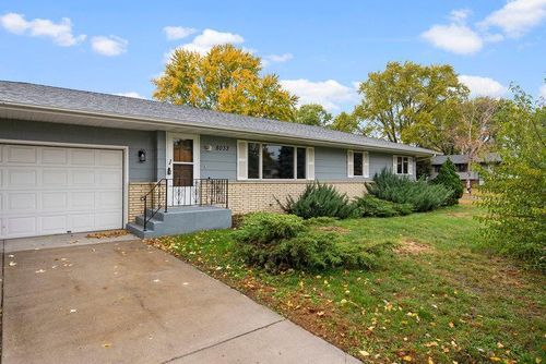 8033 Georgia Ave N, Brooklyn Park, MN, 55445-2633 | Card Image