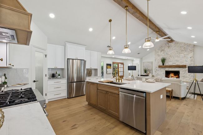 140 Cedarcrest Ln, House other with 4 bedrooms, 3 bathrooms and null parking in Double Oak TX | Image 22