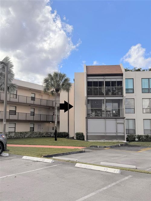 apt-203-7950 W Mcnab Rd, Tamarac, FL, 33321-8440 | Card Image