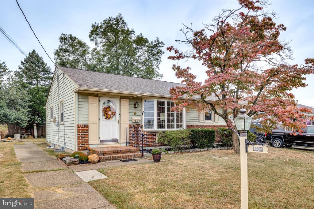 Jackson Ave, Pennsauken, NJ 08109