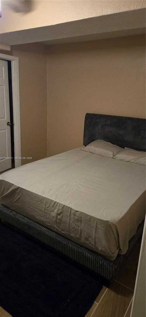 b-2879 Sw 10th St, Fort Lauderdale, FL, 33312-2960 | Card Image