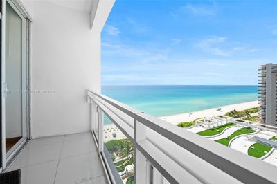 PH06-DEED-PH10 - 6801 Collins Ave, Condo with 2 bedrooms, 2 bathrooms and null parking in Miami Beach FL | Image 1