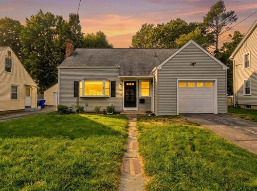 122 Hartford Ter, Springfield, MA, 01118-1538 | Card Image