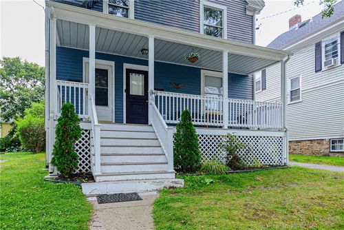 22 Carroll Ave, Newport, RI, 02840-4020 | Card Image