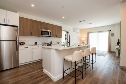 215-203 Lowell St., Wilmington, MA, 01887 | Card Image