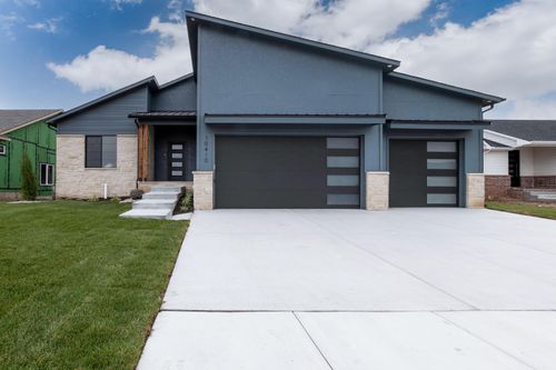 10410 W Graber Cir, Wichita, KS, 67215-8906 | Card Image