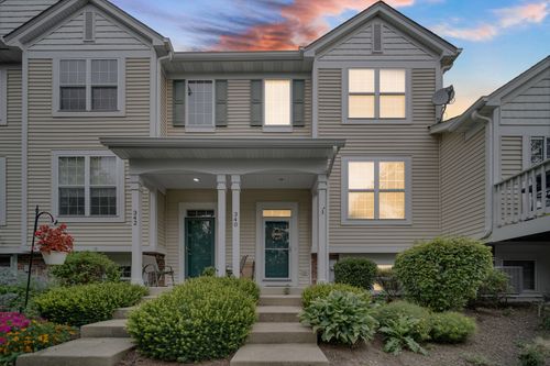 340 Terra Springs Cir, Volo, IL, 60020-3210 | Card Image
