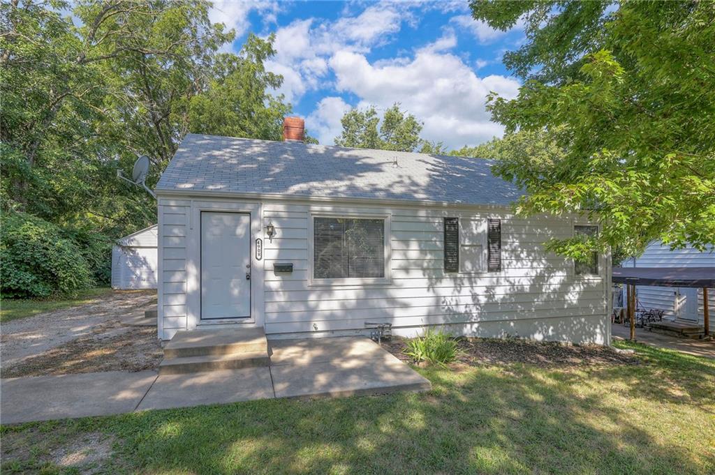Skiles Ave, Kansas City, MO 64129
