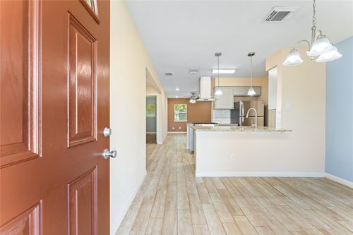 1230 Gamma St, Pasadena, TX, 77504-3913 | Card Image