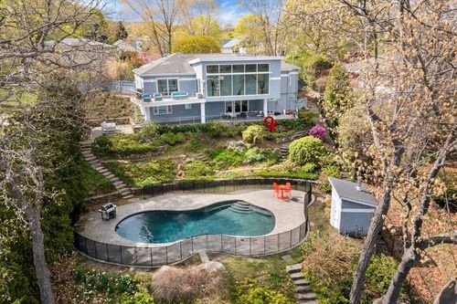 37 Beverly Road, Arlington, MA, 02474 | Card Image