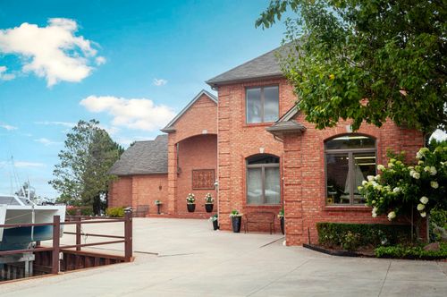 41614 Conger Bay Dr, Harrison Township, MI, 48045-1430 | Card Image