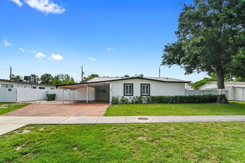 124 Davis Rd, Palm Springs, FL, 33461-1901 | Card Image