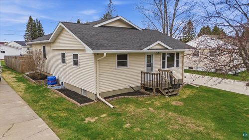 5458 Garden Dr N, Mountain Iron, MN, 55768-2000 | Card Image