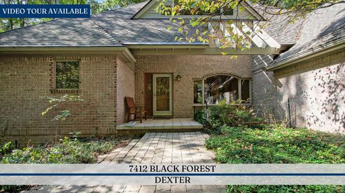 7412 Black Forest Dr, Dexter, MI, 48130-9676 | Card Image