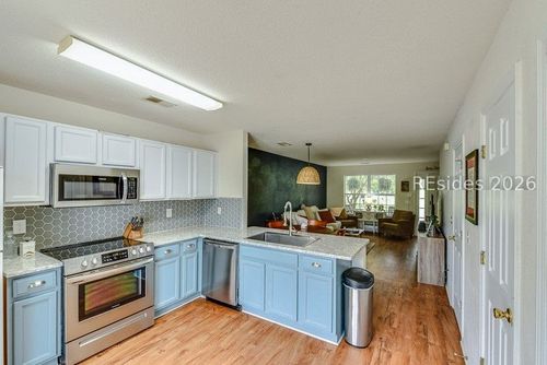 406 Park Side Way, Bluffton, SC, 29909-6077 | Card Image