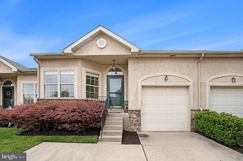 656 Manor Dr, HORSHAM, PA, 19044-3412 | Card Image
