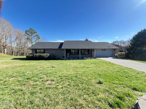 2606 Dellwood Dr, Sevierville, TN, 37876-2273 | Card Image