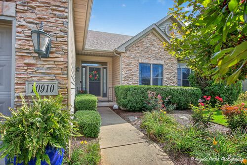 10910 Partridge Trl, Richmond, IL, 60071-9222 | Card Image