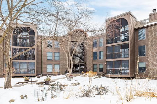 apt-205-8441 Irwin Rd, Bloomington, MN, 55437-1536 | Card Image