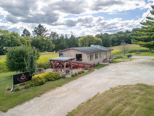 1003 N Monroe St, Waterloo, WI, 53594-9704 | Card Image