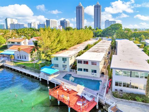 apt-14-4730 Pine Tree Dr, Miami Beach, FL, 33140-3163 | Card Image