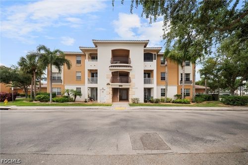 303-3940 Pomodoro Cir, Cape Coral, FL, 33909-5144 | Card Image