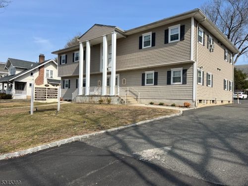 577 Westfield Ave, Westfield, NJ, 07090-3373 | Card Image