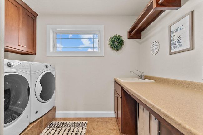 1464 Plains Avenue, House other with 4 bedrooms, 4 bathrooms and null parking in NEENAH WI | Image 43
