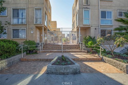 30-110 W Maple, Glendale, CA, 91204 | Card Image