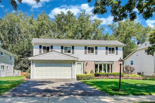 1804 E Apache Ln, Mount Prospect, IL, 60056-1904 | Card Image