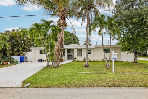 2001 N 22nd Ave, Hollywood, FL, 33020-2316 | Card Image