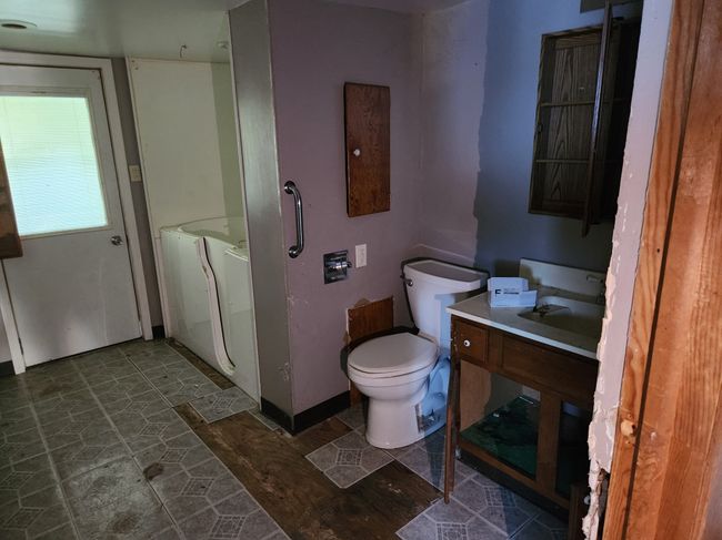 315 Mcomber St, House other with 2 bedrooms, 1 bathrooms and null parking in Dowagiac MI | Image 14