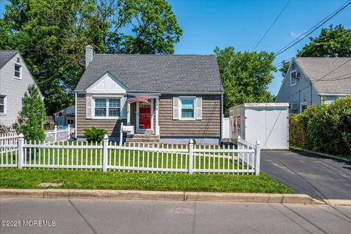 296 High St, Metuchen, NJ, 08840-2239 | Card Image