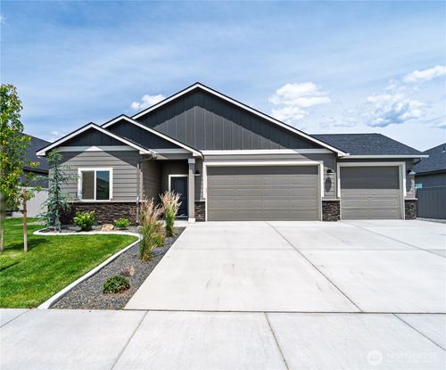 231 Schrute Rd, Prosser, WA, 99350-5587 | Card Image