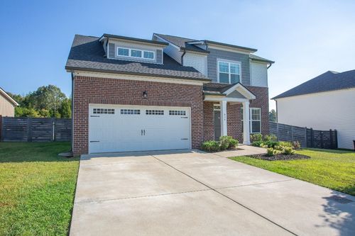 634 Whirlaway Dr, Burns, TN, 37029-5114 | Card Image