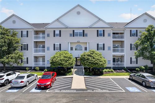4703 Hills And Dales Rd Nw, Canton, OH, 44708-1563 | Card Image