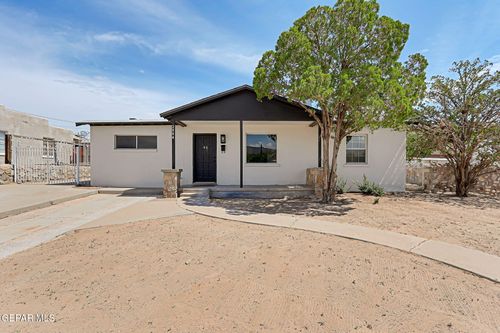2004 Howze St, El Paso, TX, 79903-1524 | Card Image