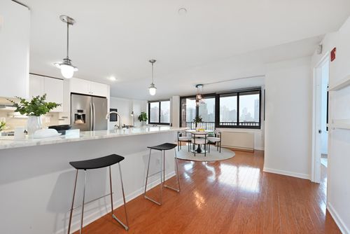 apt-11p-700 Grove St, Jersey City, NJ, 07310-1275 | Card Image