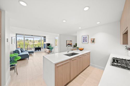 404-1210 E 27th St, North Vancouver, BC, V7J0C5 | Card Image