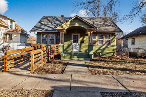 904 Sw Jewell Ave, Topeka, KS, 66606-1613 | Card Image